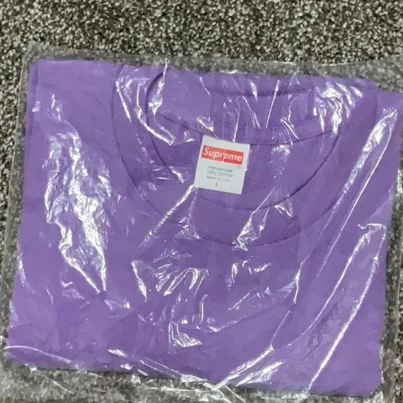 Supreme Cat In The Hat Tee Purple FW18 (Fall Winter 2018) - Picture 2 of 5